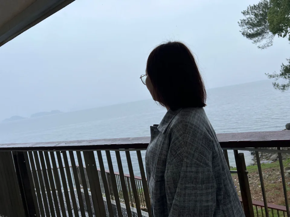 千岛湖附近民宿炒的鸡真好吃，千岛湖的鱼买的贵评价还贼低~